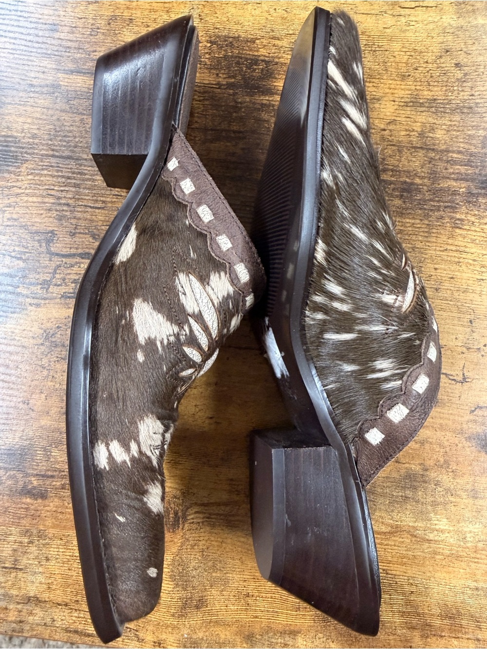 Women’s Brown Haircalf Embroidered Slip-On Mules - Picture 5 of 7